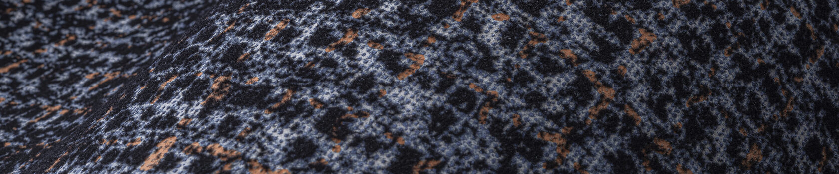 essentials-les-tricots-cashmere-73063-mood